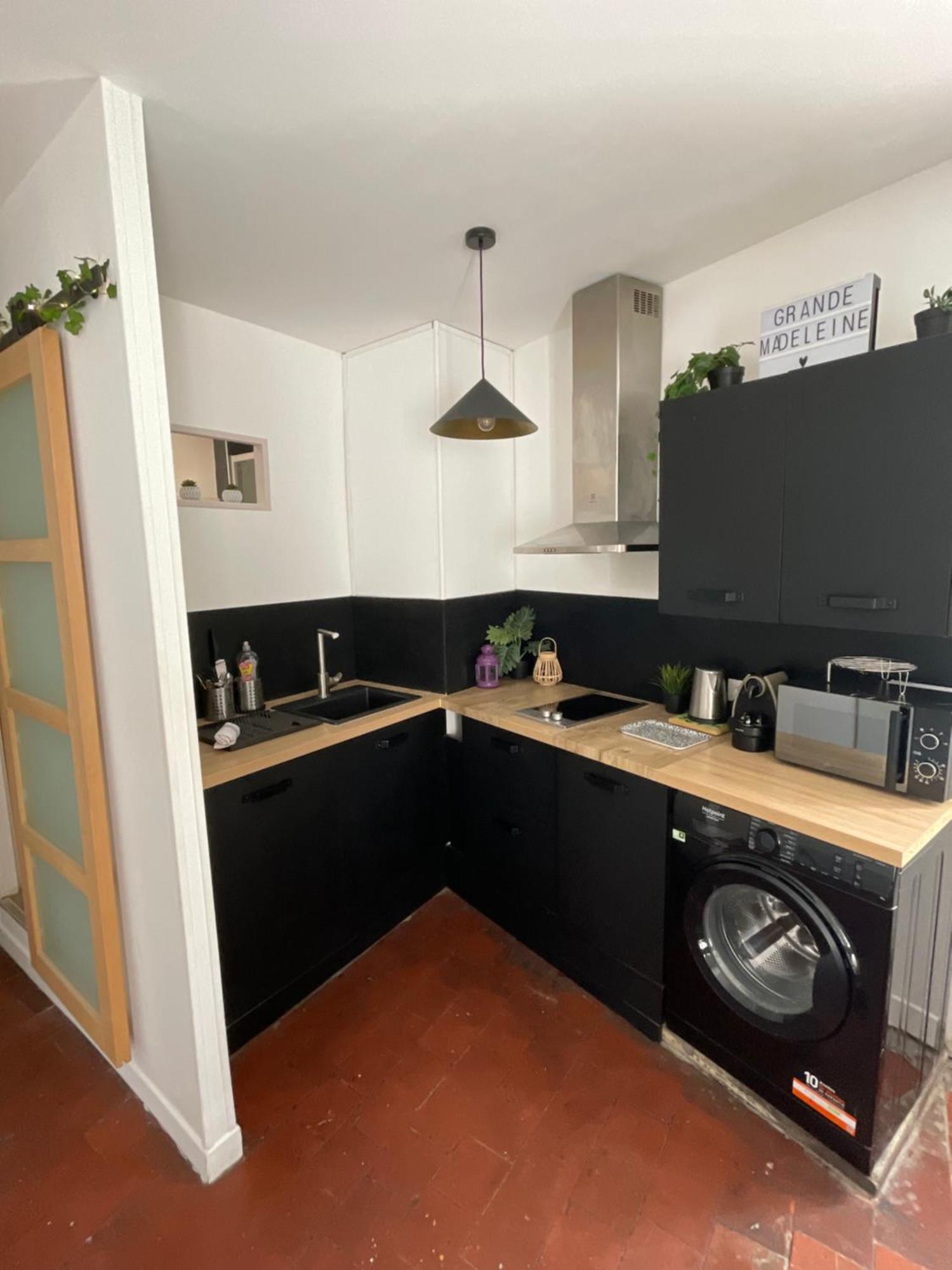 La Grande Madeleine Apartment Нант Екстериор снимка