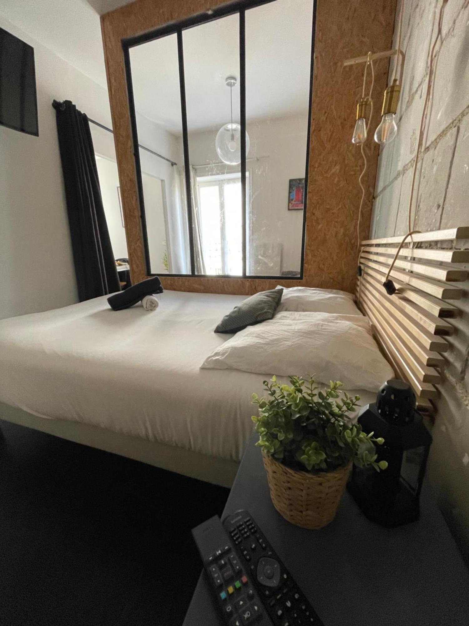 La Grande Madeleine Apartment Нант Екстериор снимка